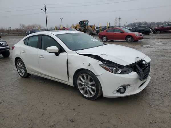 2014 MAZDA 3