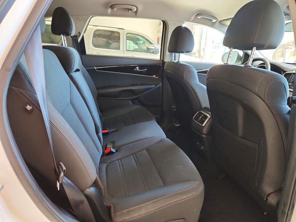2020 KIA SORENTO L, LX, S