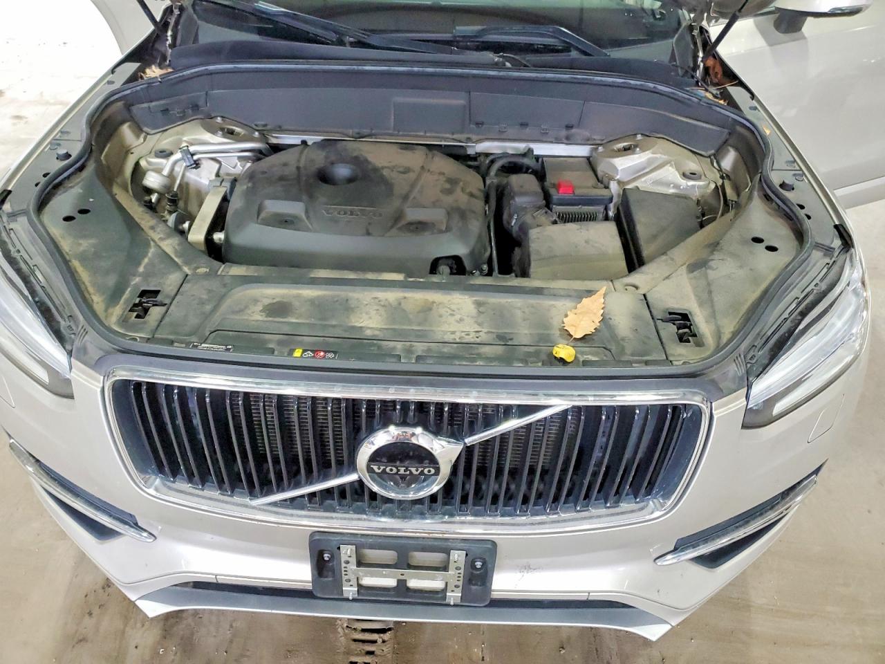 2016 VOLVO XC90 SV42 Momentum
