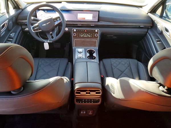 2026 GENESIS GV80