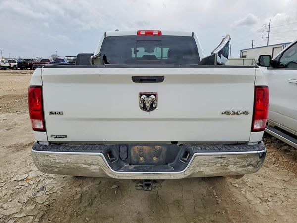 2019 RAM 1500 CLASSIC SLT