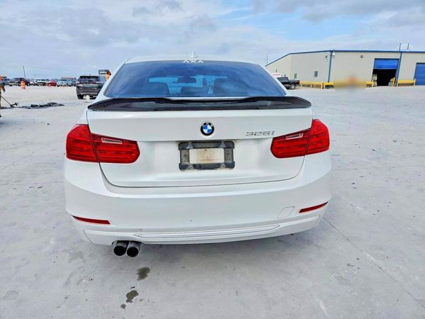 2013 BMW 328 SA