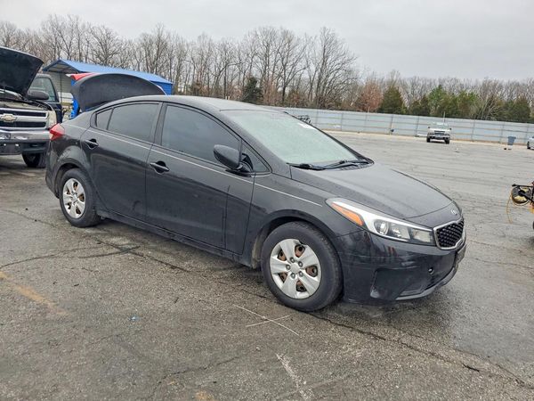 2017 KIA FORTE