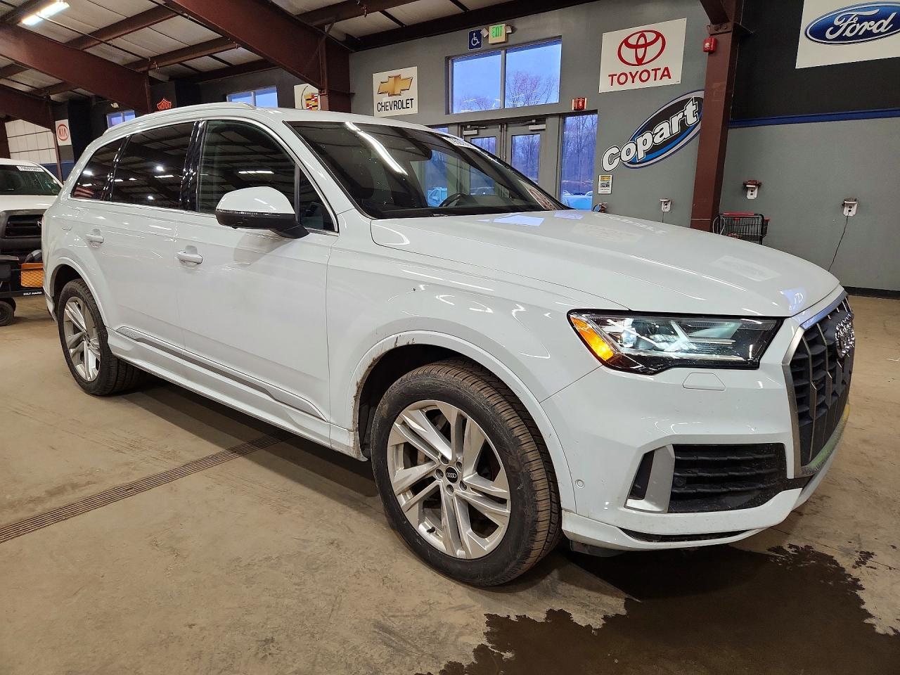 2021 AUDI Q7 quattro Premium