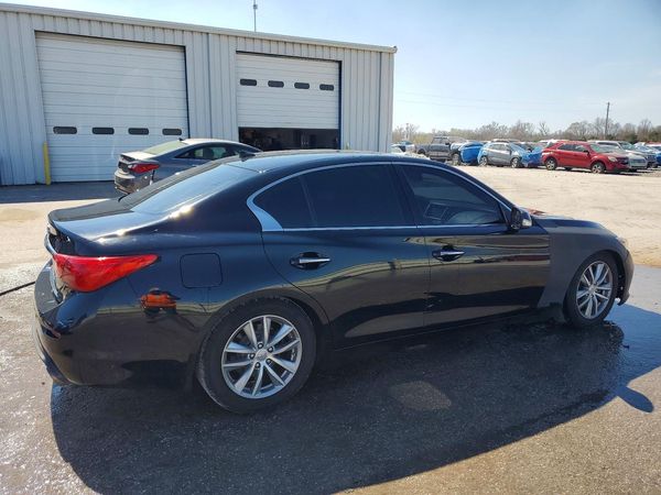 2015 INFINITI Q50