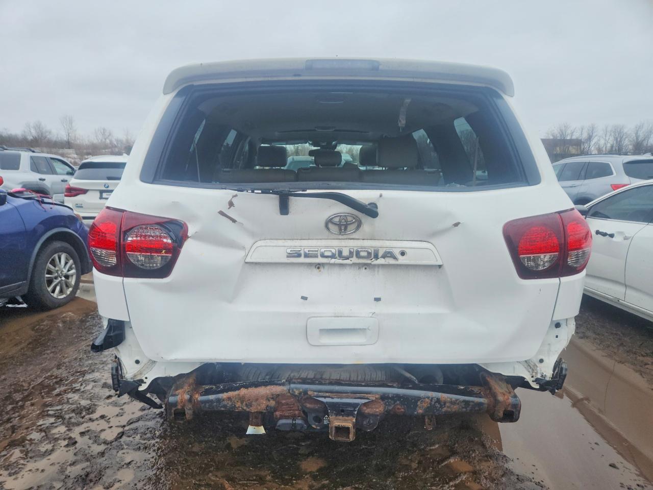 2018 TOYOTA SEQUOIA SR5/TRD Sport