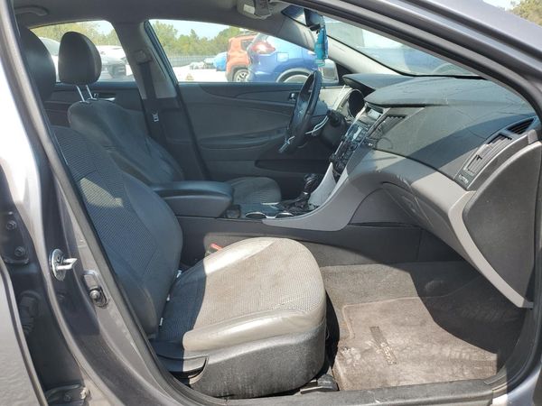 2012 HYUNDAI SONATA Middle level