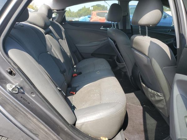 2012 HYUNDAI SONATA Middle level