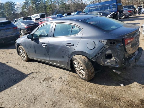 2015 MAZDA 3 Touring/GS