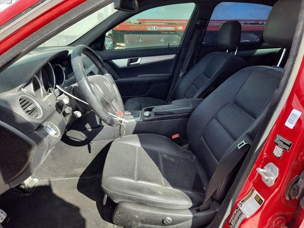 2014 MERCEDES-BENZ C C250
