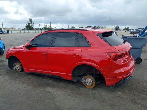 2021 AUDI Q3