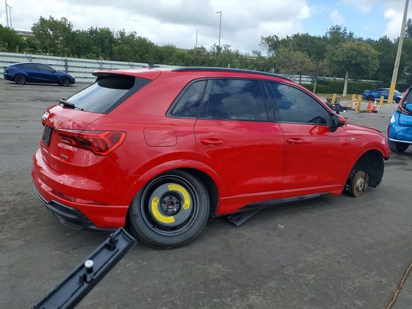 2021 AUDI Q3