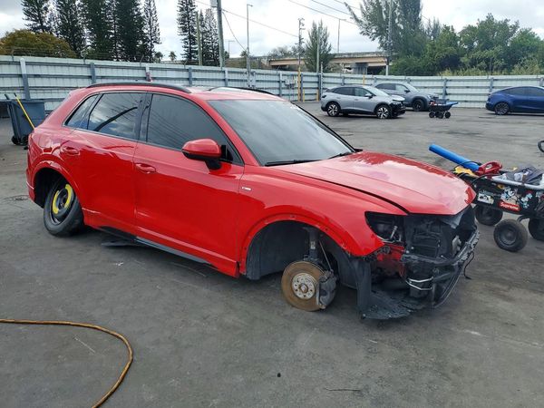2021 AUDI Q3