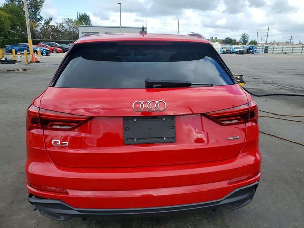 2021 AUDI Q3