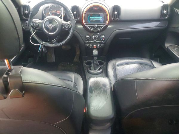 2019 MINI COOPER