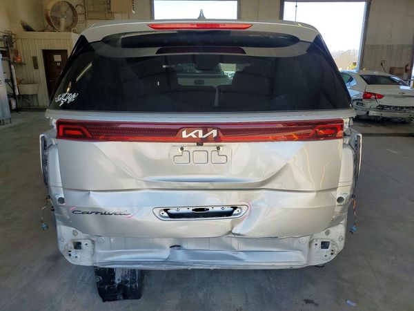 2022 KIA CARNIVAL LX, LX Seat Package