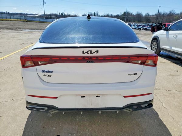 2022 KIA K5