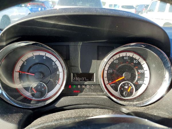 2014 DODGE GRAND CARAVAN SE