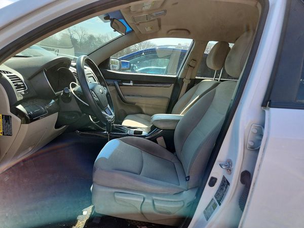 2014 KIA SORENTO