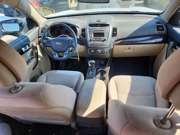2014 KIA SORENTO