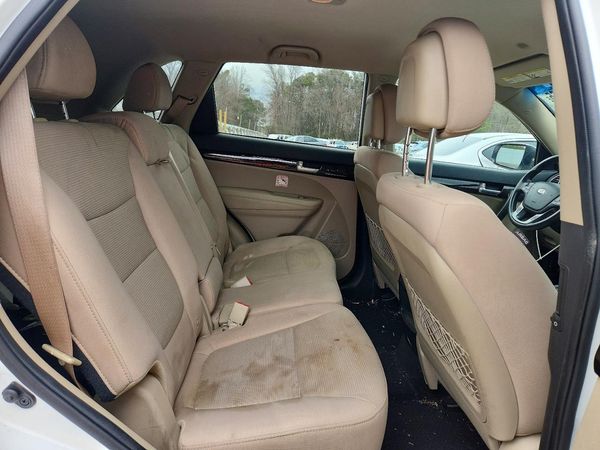 2014 KIA SORENTO