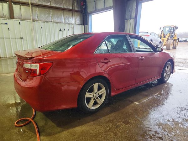 2013 TOYOTA CAMRY