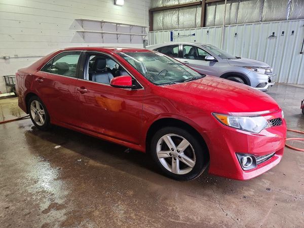 2013 TOYOTA CAMRY