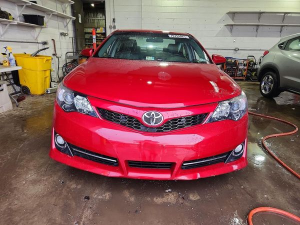 2013 TOYOTA CAMRY