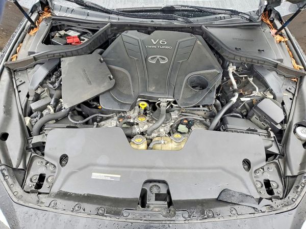 2020 INFINITI Q50 — Engine bay