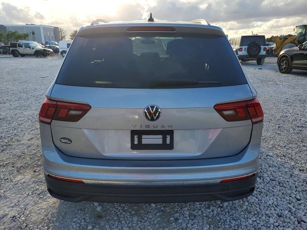 2022 VOLKSWAGEN TIGUAN