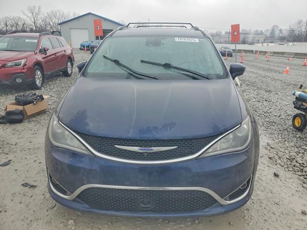 2019 CHRYSLER PACIFICA Touring L — DIRF