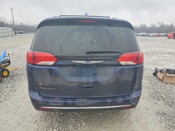 2019 CHRYSLER PACIFICA Touring L — DIRR