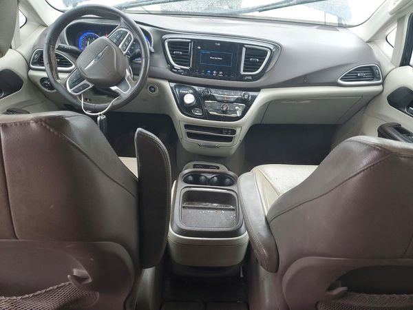 2019 CHRYSLER PACIFICA Touring L — CKPT