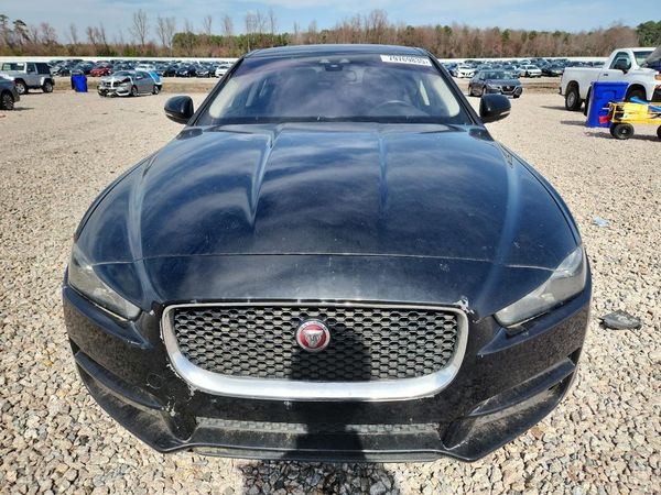2018 JAGUAR XE