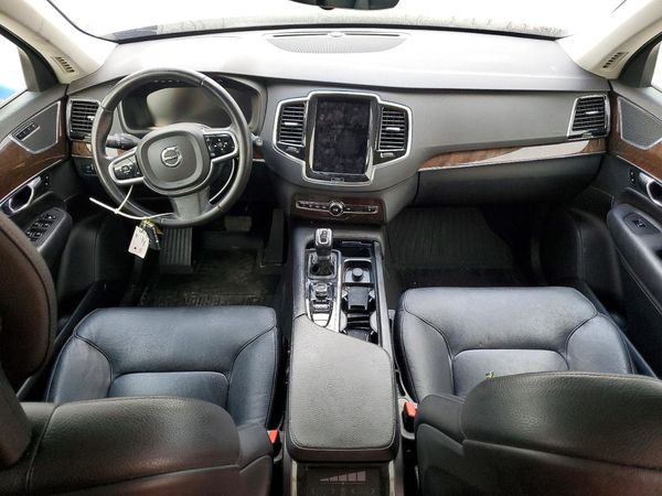 2016 VOLVO XC90 SV42 Momentum — CKPT