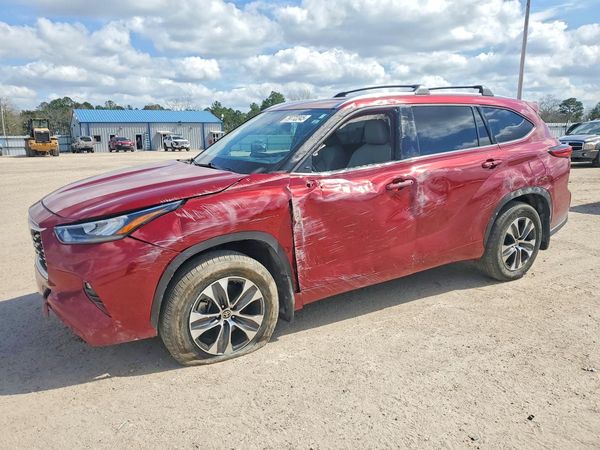 2020 TOYOTA HIGHLANDER XLE