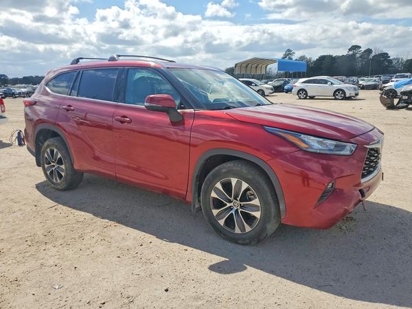 2020 TOYOTA HIGHLANDER XLE