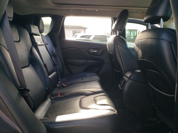 2019 JEEP CHEROKEE TRAILHAWK 4X4