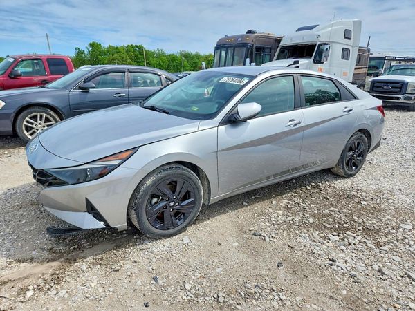 2021 HYUNDAI ELANTRA SEL