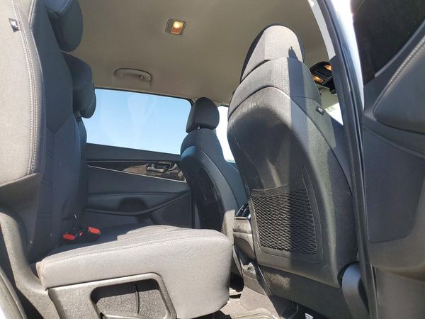 2018 KIA SORENTO L, LX
