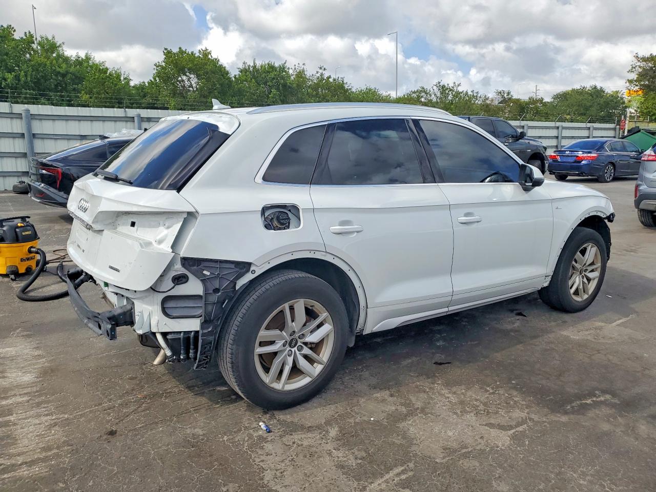 2022 AUDI Q5 S Line quattro Premium