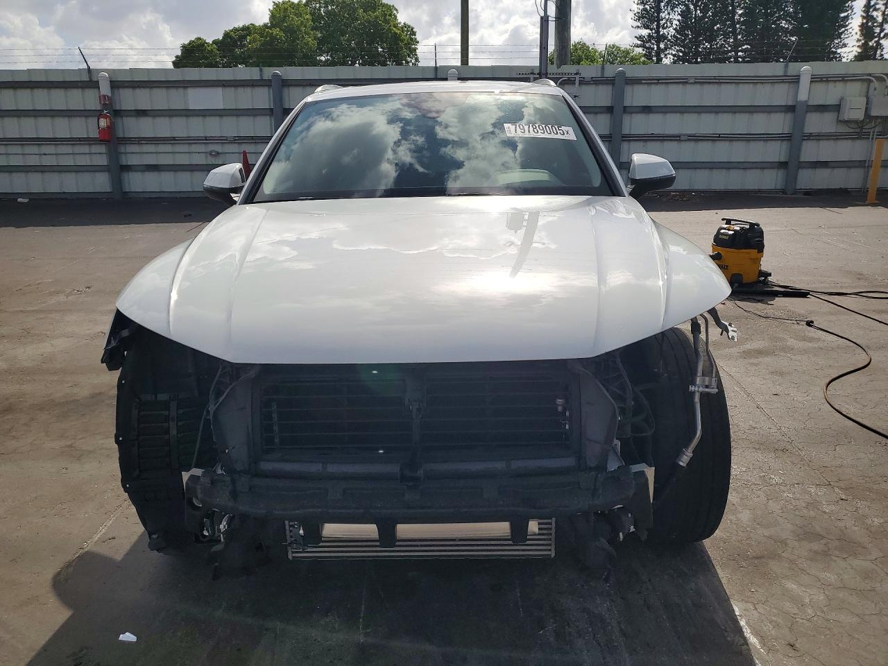 2022 AUDI Q5 S Line quattro Premium