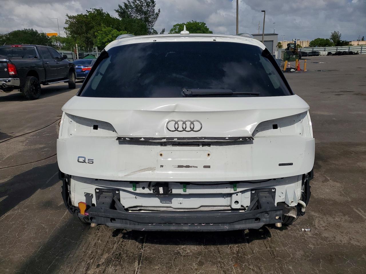 2022 AUDI Q5 S Line quattro Premium