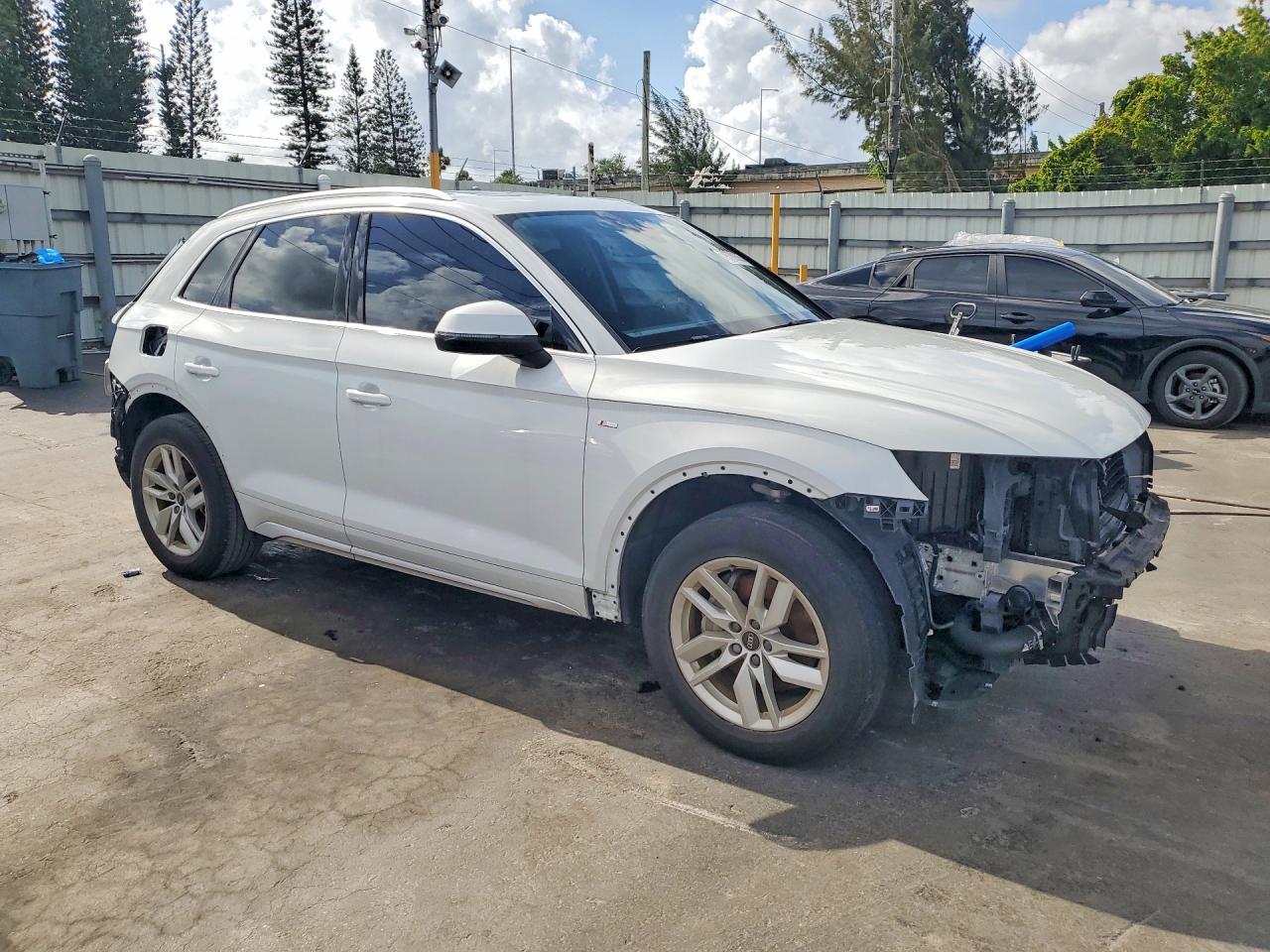2022 AUDI Q5 S Line quattro Premium