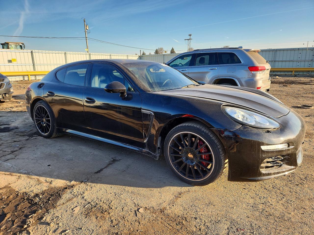2014 PORSCHE PANAMERA Base (2WD), 4 (4WD)