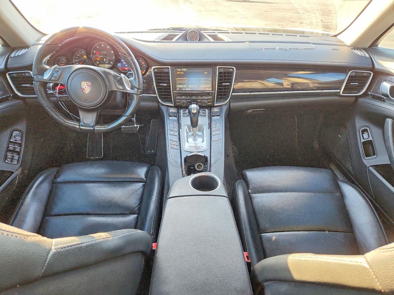2014 PORSCHE PANAMERA Base (2WD), 4 (4WD)