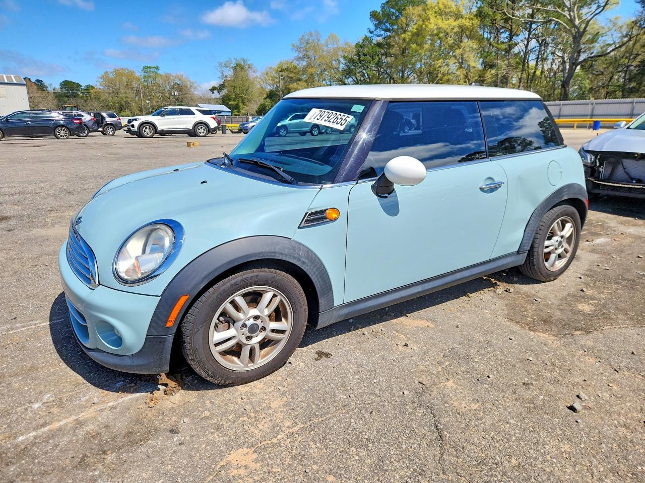 2013 MINI COOPER