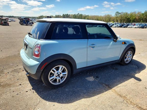 2013 MINI COOPER
