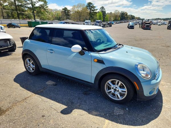 2013 MINI COOPER