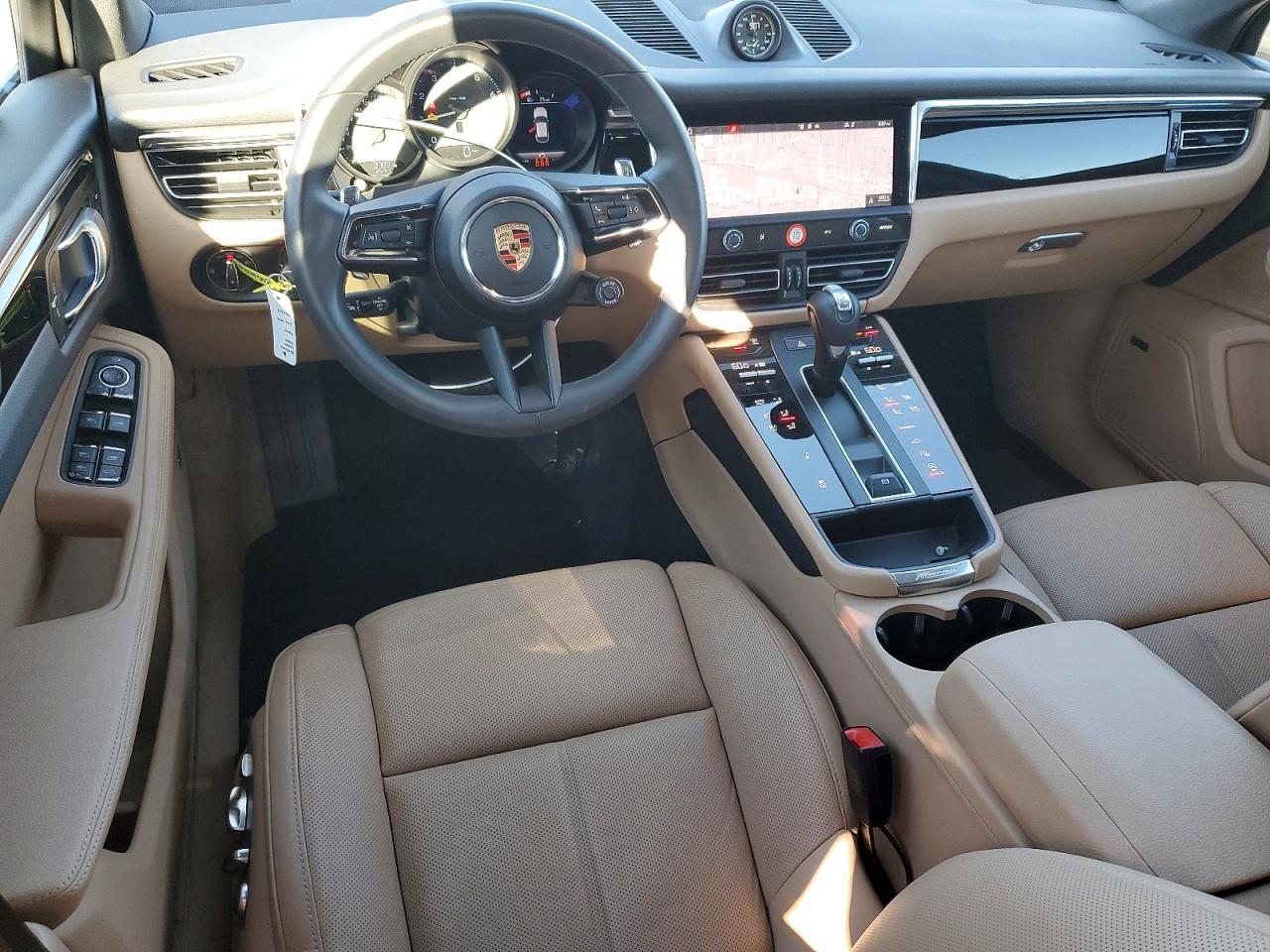 2025 PORSCHE MACAN Macan, Macan T